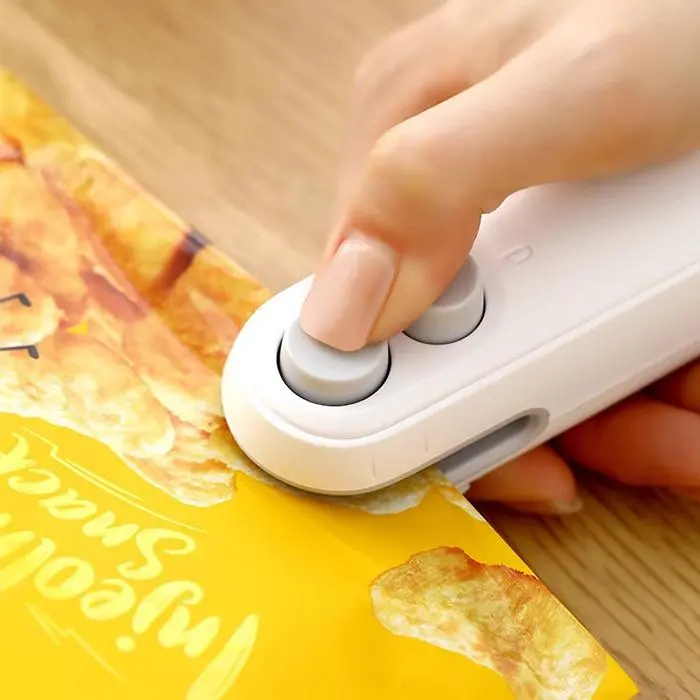 Food Snacks Packaging - Mini-scelleuse portable pour sacs à collation,